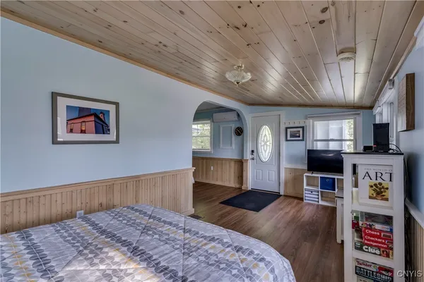 $2,000 | 216 Frontenac Boulevard, Clayton, NY 13624