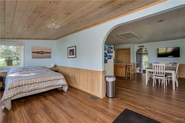 $2,000 | 216 Frontenac Boulevard, Clayton, NY 13624