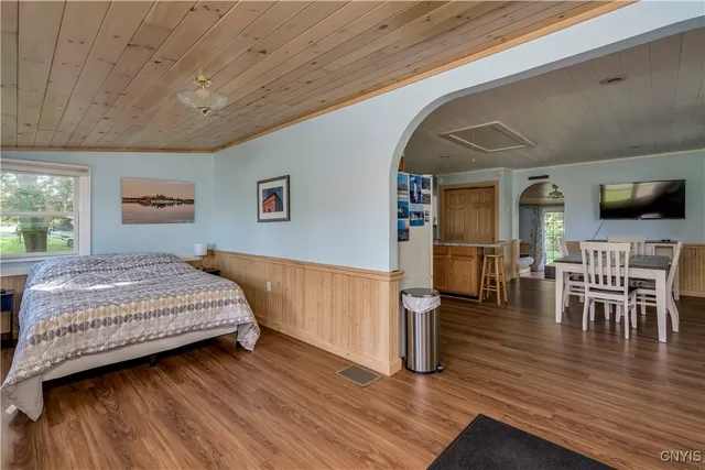 $2,000 | 216 Frontenac Boulevard, Clayton, NY 13624