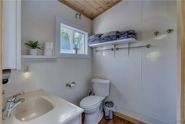 $2,000 | 216 Frontenac Boulevard, Clayton, NY 13624