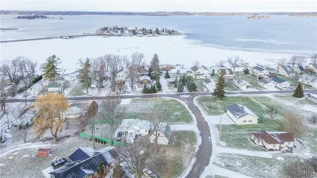 $2,000 | 216 Frontenac Boulevard, Clayton, NY 13624