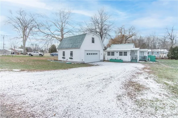 $2,000 | 216 Frontenac Boulevard, Clayton, NY 13624