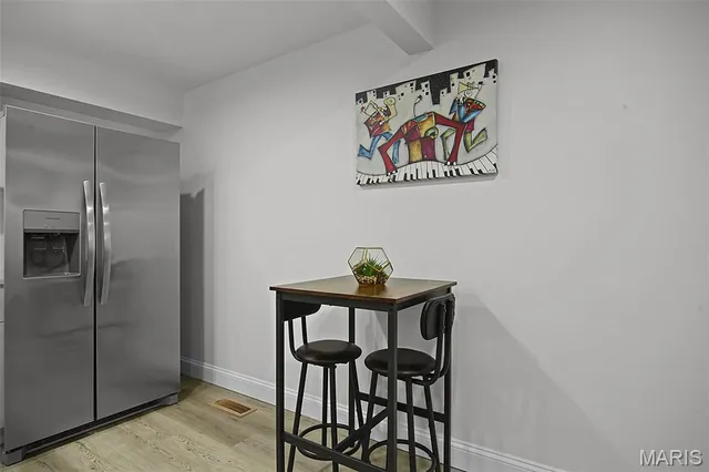 $99,900 | 10401 Briarbend Drive, Unit 2, St. Louis, MO 63146