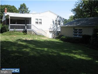 2102 Fortune Road Glenside, PA 19038 - Photo 8 of 9 Exterior Back