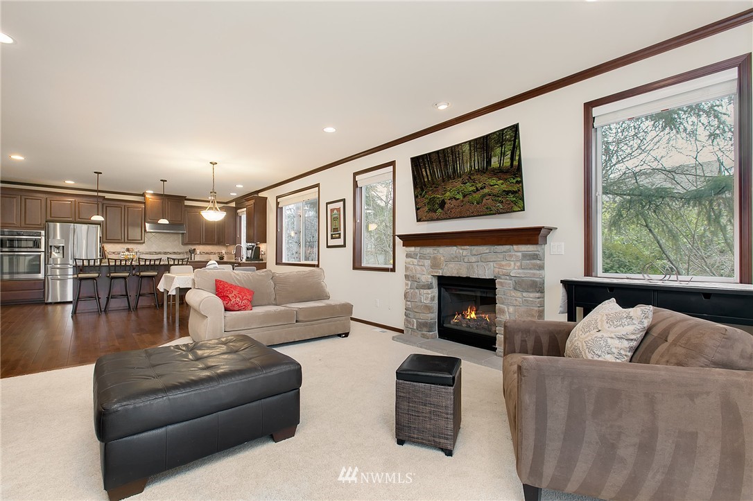 20808 37th Drive Southeast Bothell, WA 98021 - Photo 12 of 24 Gallery Image 12