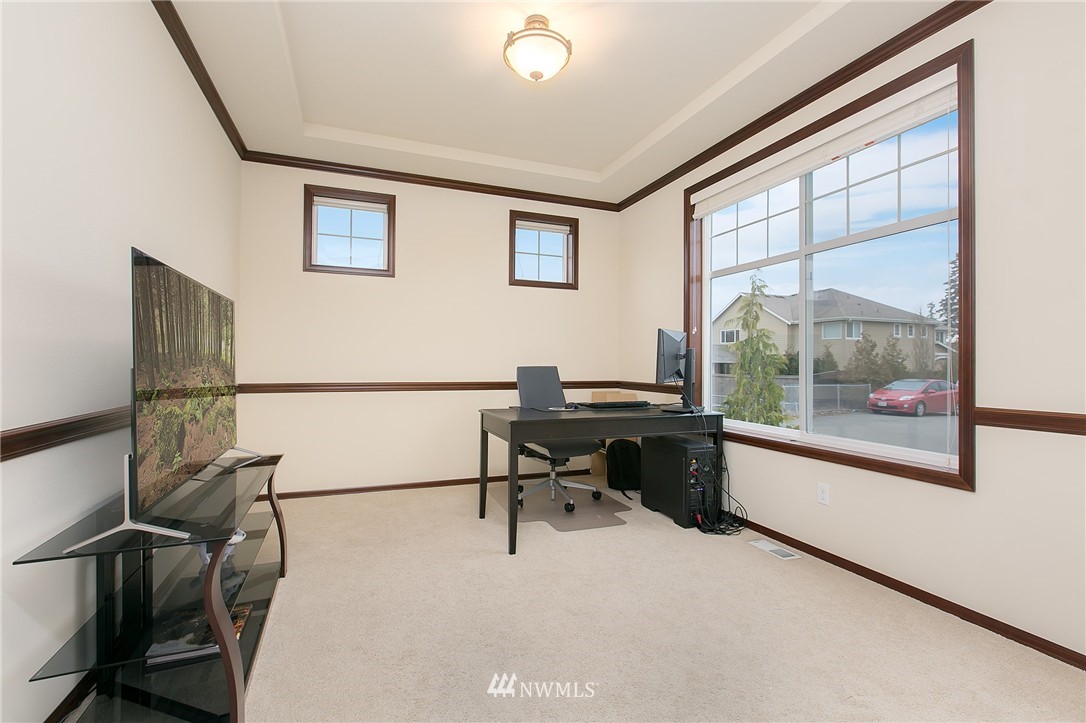 20808 37th Drive Southeast Bothell, WA 98021 - Photo 4 of 24 Gallery Image 4
