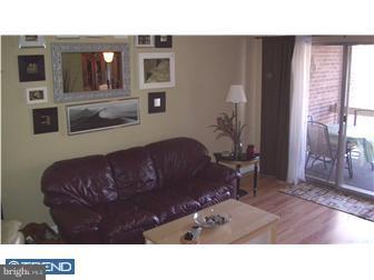 126-5 Kirkbride Road Voorhees, NJ 08043 - Photo 3 of 12 Living Room