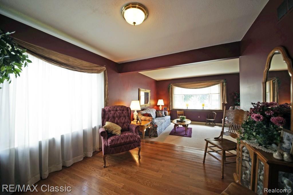 42476 Proctor Road Canton, MI 48188 - Photo 14 of 25 11-photo-print-2216847.jpg