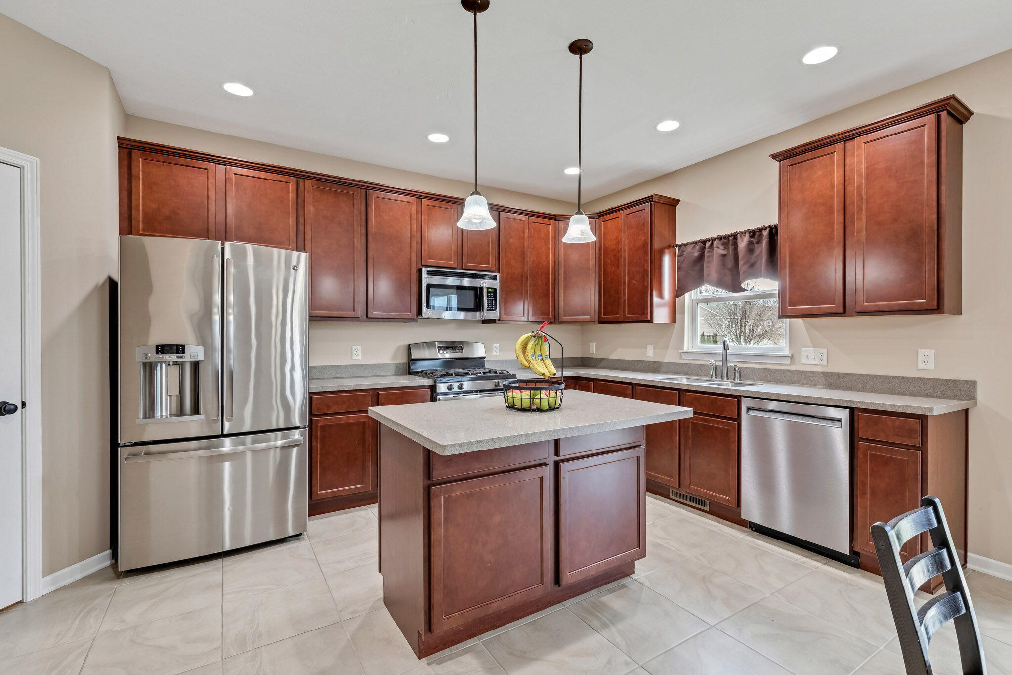 11359 Georgia Street Crown Point, IN 46307 - Photo 18 of 88 2048x1365