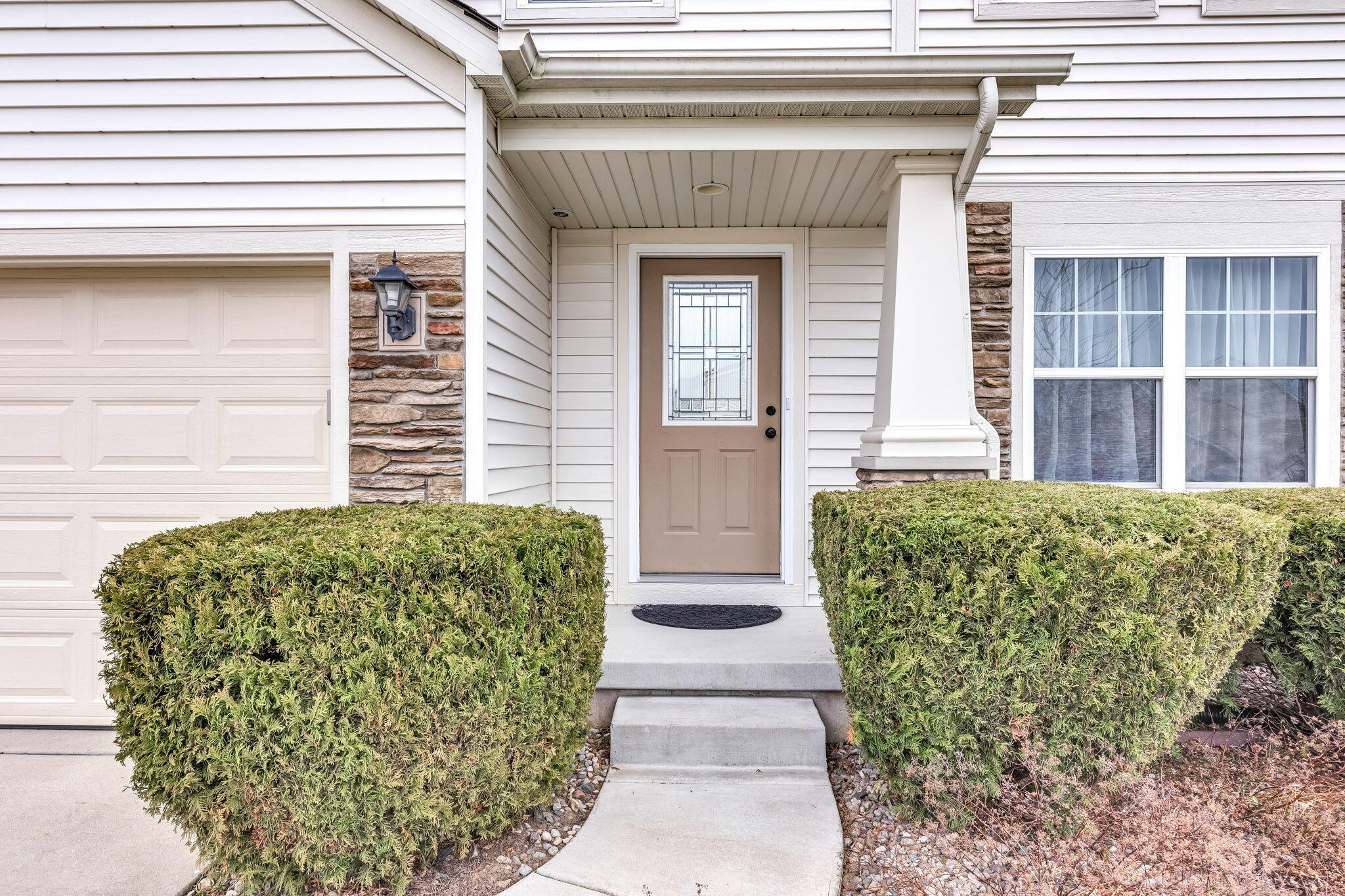 11359 Georgia Street Crown Point, IN 46307 - Photo 4 of 88 2048x1365