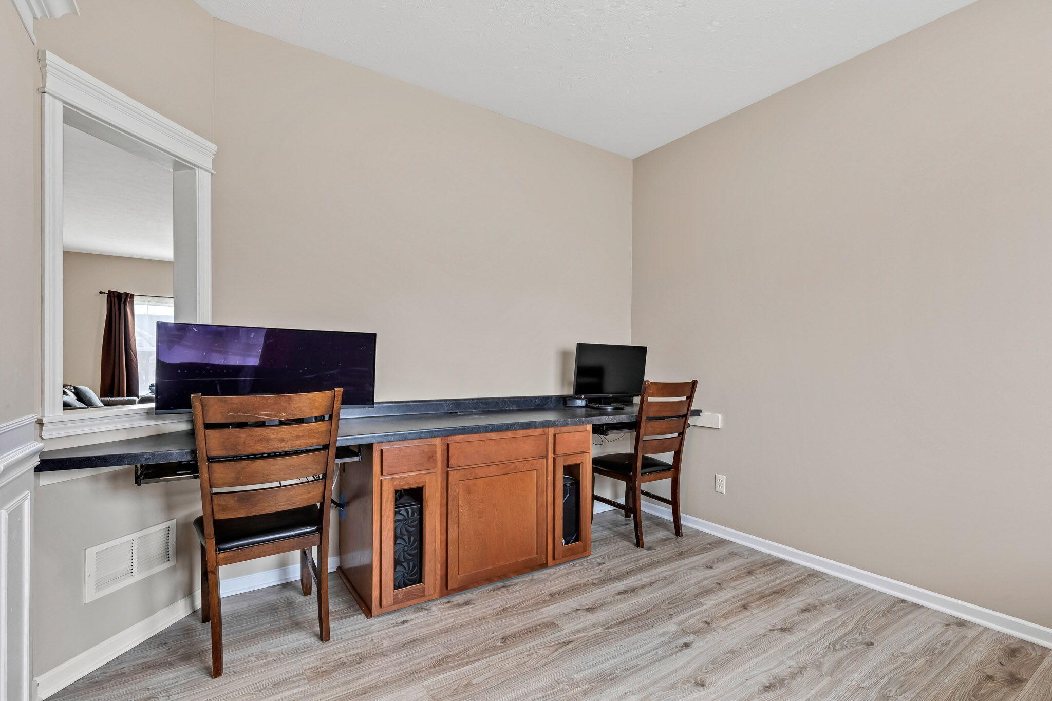 11359 Georgia Street Crown Point, IN 46307 - Photo 8 of 88 2048x1365