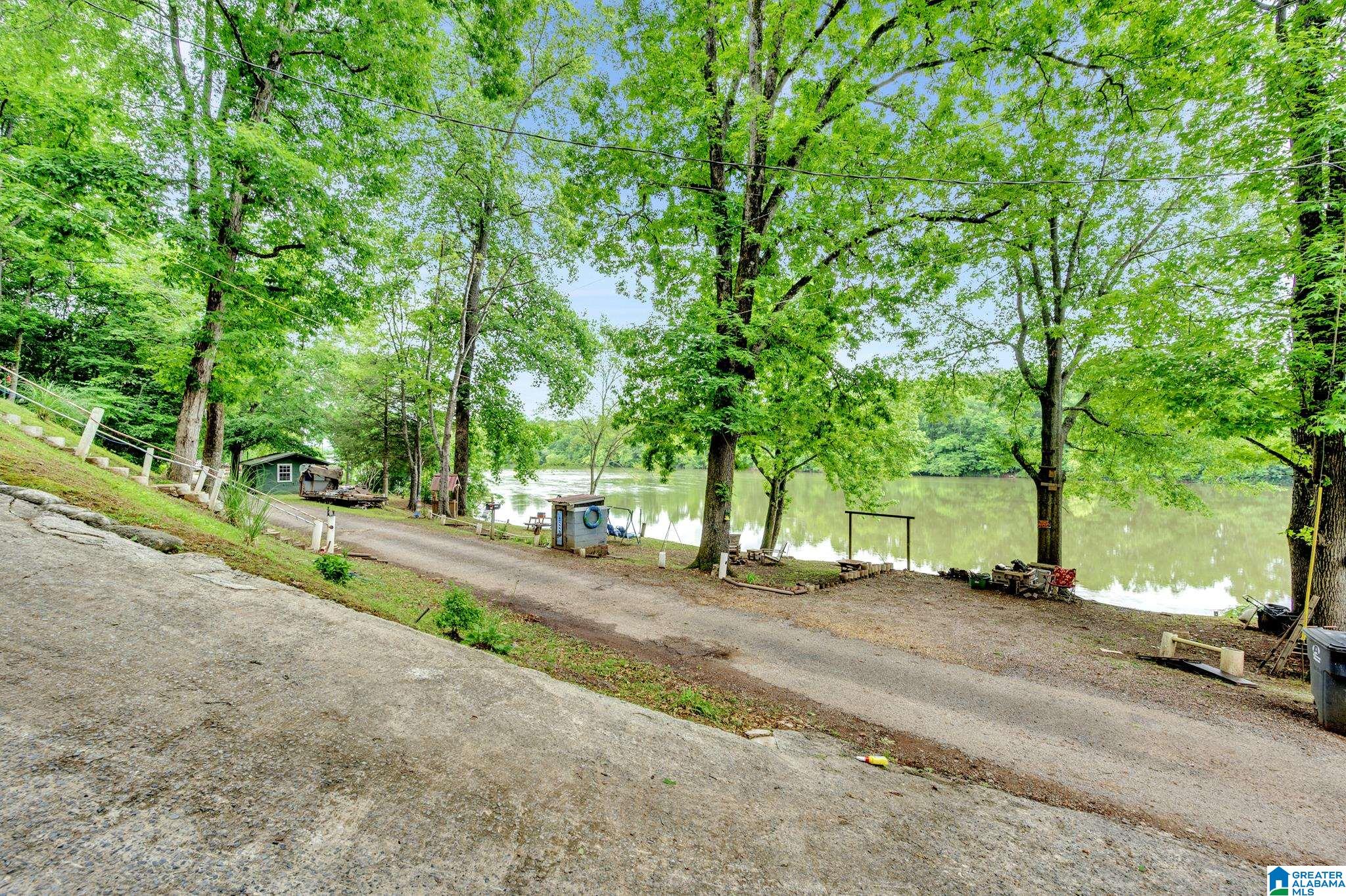 977 Cherokee Drive Ragland, AL 35131 - Photo 13 of 24
