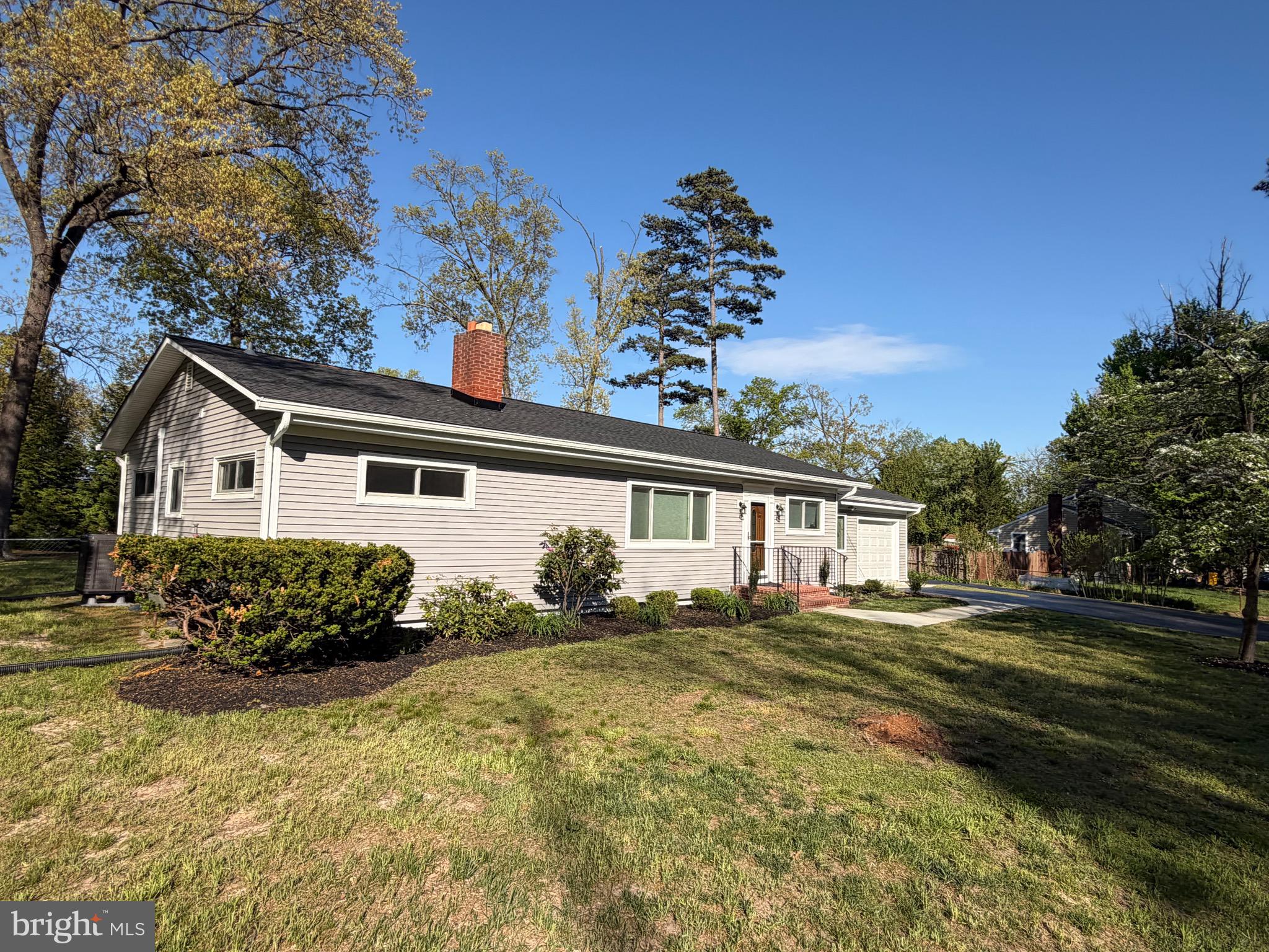 816 Meadow Road Severn, MD 21144 - Photo 3 of 10