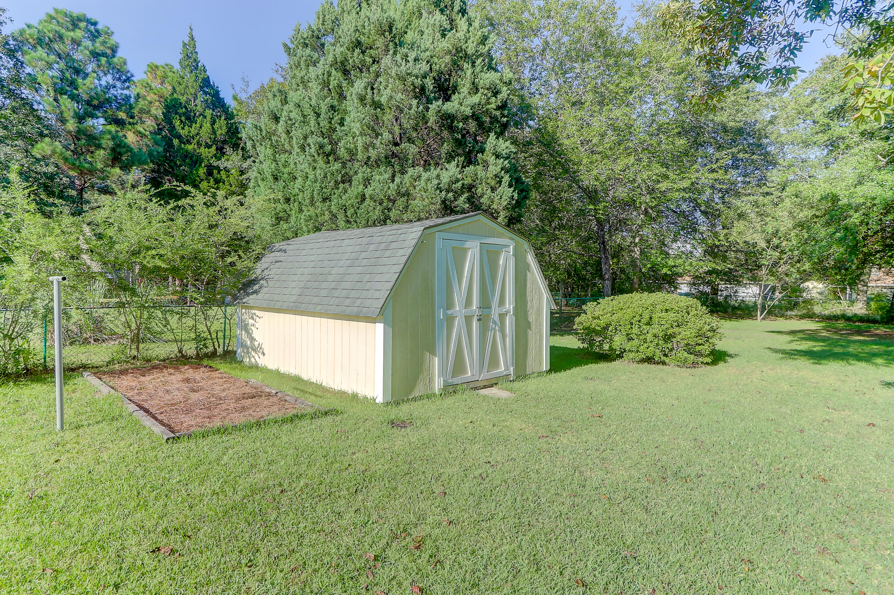126 State Rd S-8-923 Moncks Corner, SC 29461 - Photo 8 of 39 126 Loblolly (8)
