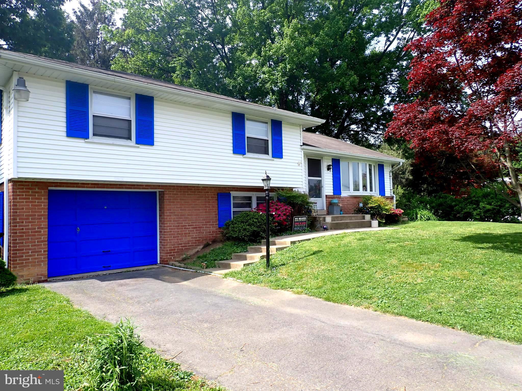 2710 Royal Road Lancaster, PA 17603 - Photo 1 of 30 Gallery Image 1