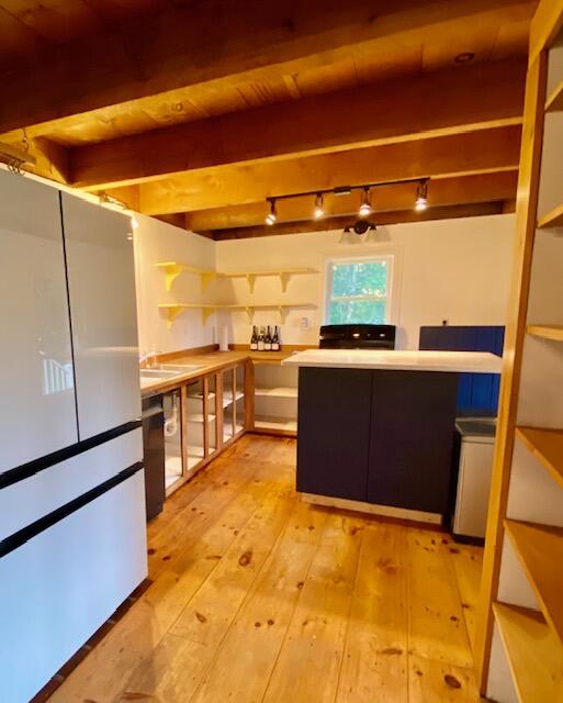 112 Marshall Cove Road Islesboro, ME 04848 - Photo 16 of 30 kitchen12