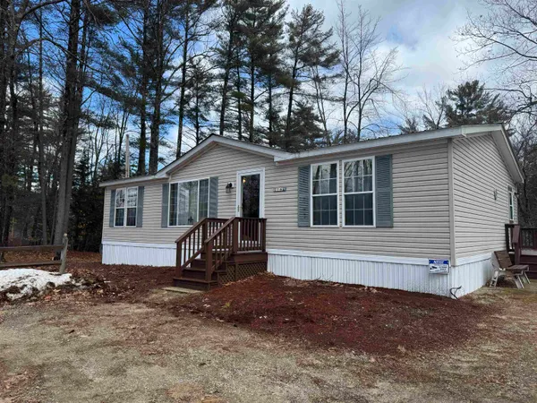 $650,000 | 16 Hodsdon Shore Road, Ossipee, NH 03814