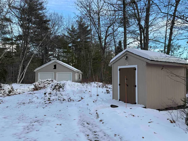 $695,000 | 16 Hodsdon Shore Road, Ossipee, NH 03814