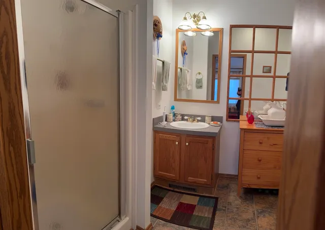 $695,000 | 16 Hodsdon Shore Road, Ossipee, NH 03814