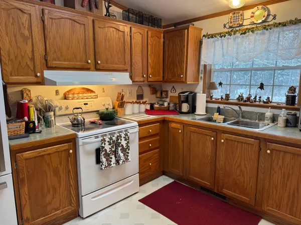 $650,000 | 16 Hodsdon Shore Road, Ossipee, NH 03814