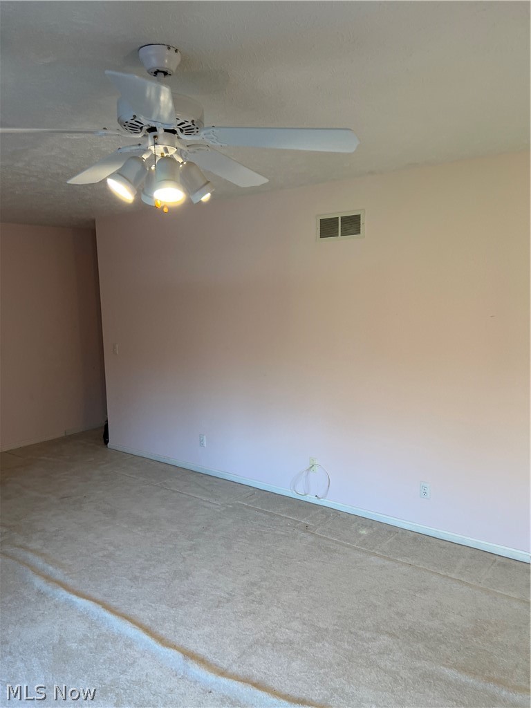 9811 Mentor Road Chardon, OH 44024 - Photo 10 of 12