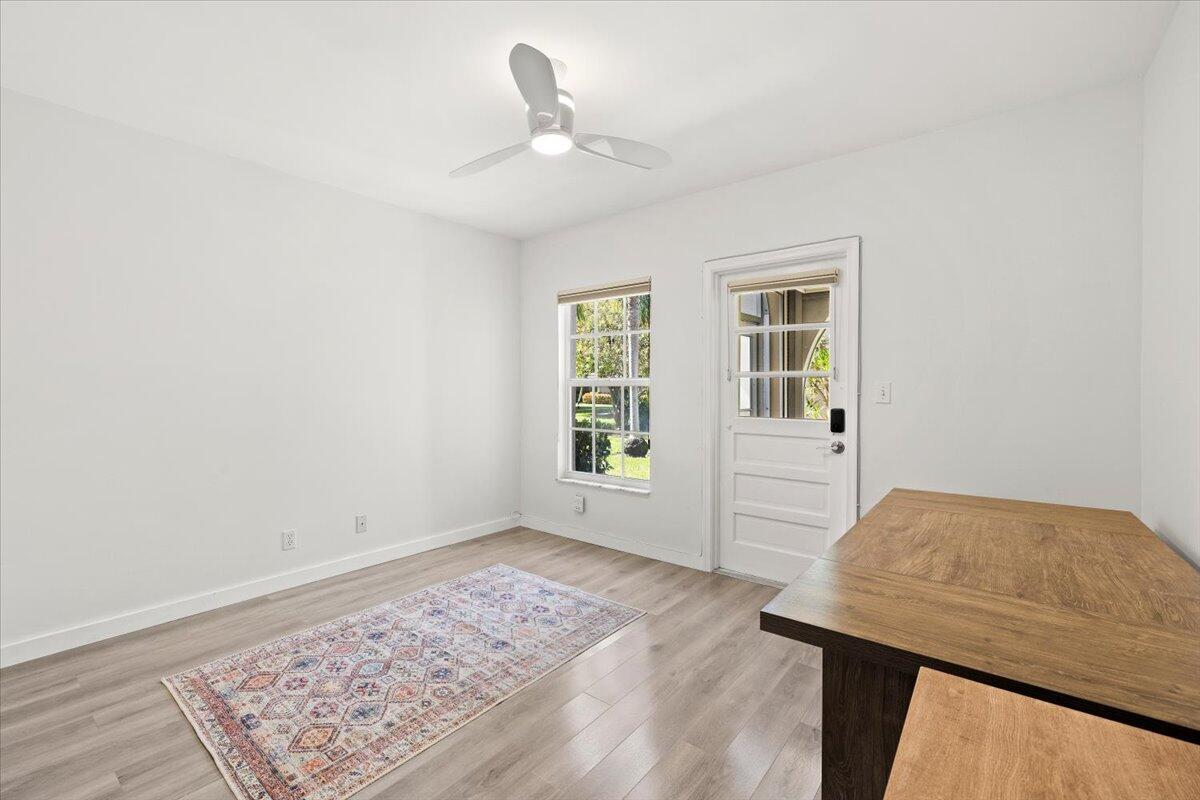 250 Northeast 20th Street Boca Raton, FL 33431 - Photo 19 of 36 19