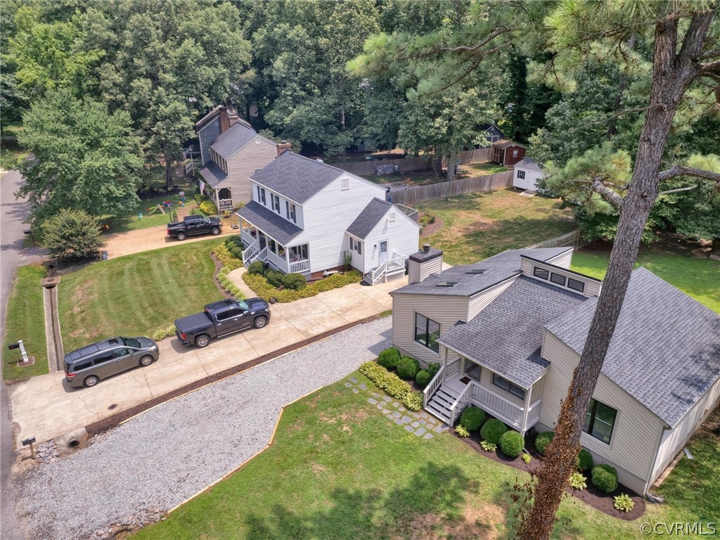 631 Spirea Road Chesterfield, VA 23236 - Photo 3 of 34 Gallery Image 3