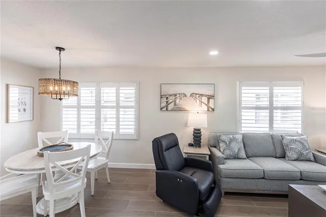 $7,500 | 6020 Midnight Pass Road, Unit 29, Sarasota, FL 34242