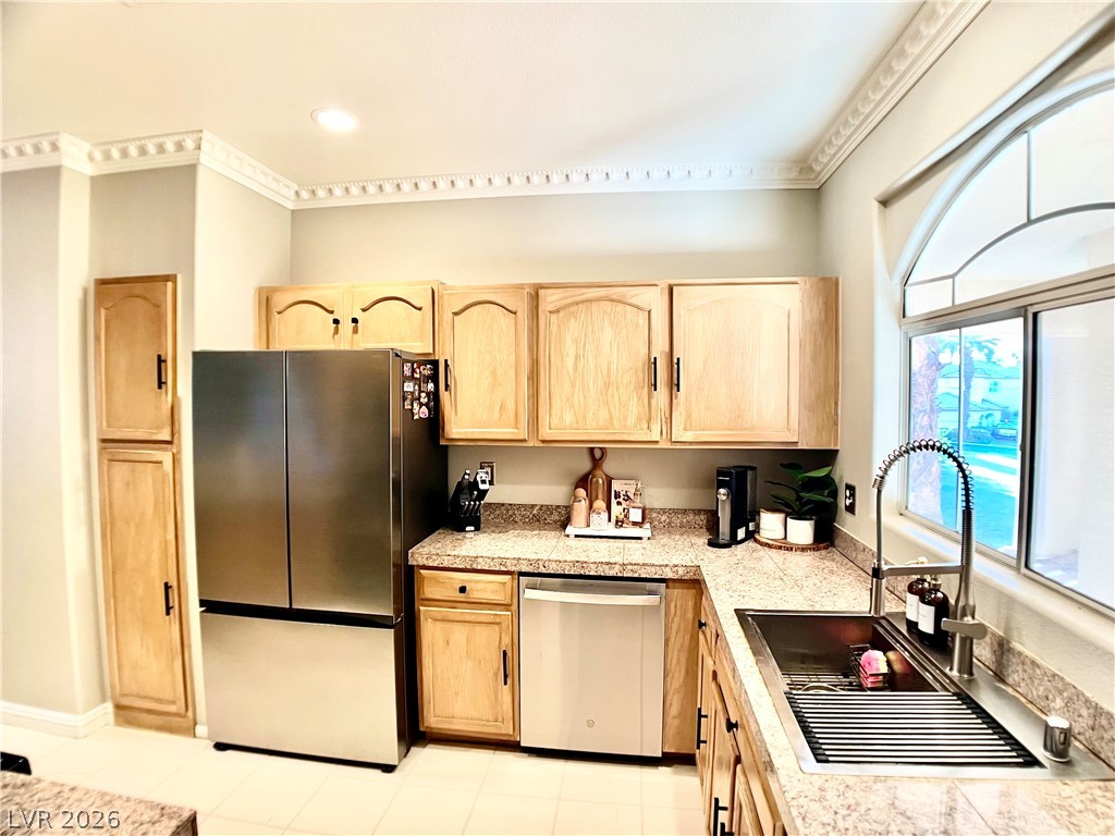 2050 West Warm Springs Road, Unit 321 Henderson, NV 89014 - Photo 5 of 28