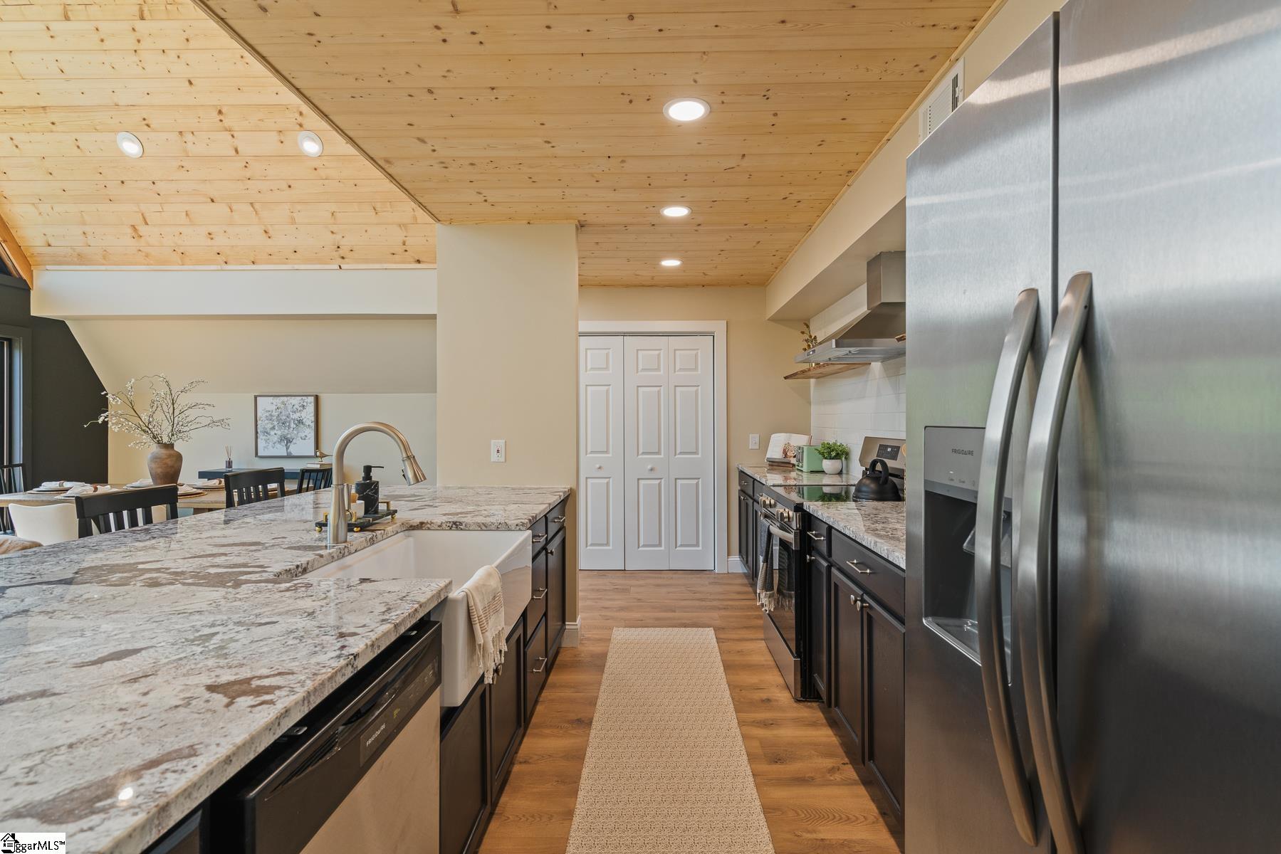 303 Snyder Road Easley, SC 29640 - Photo 9 of 44