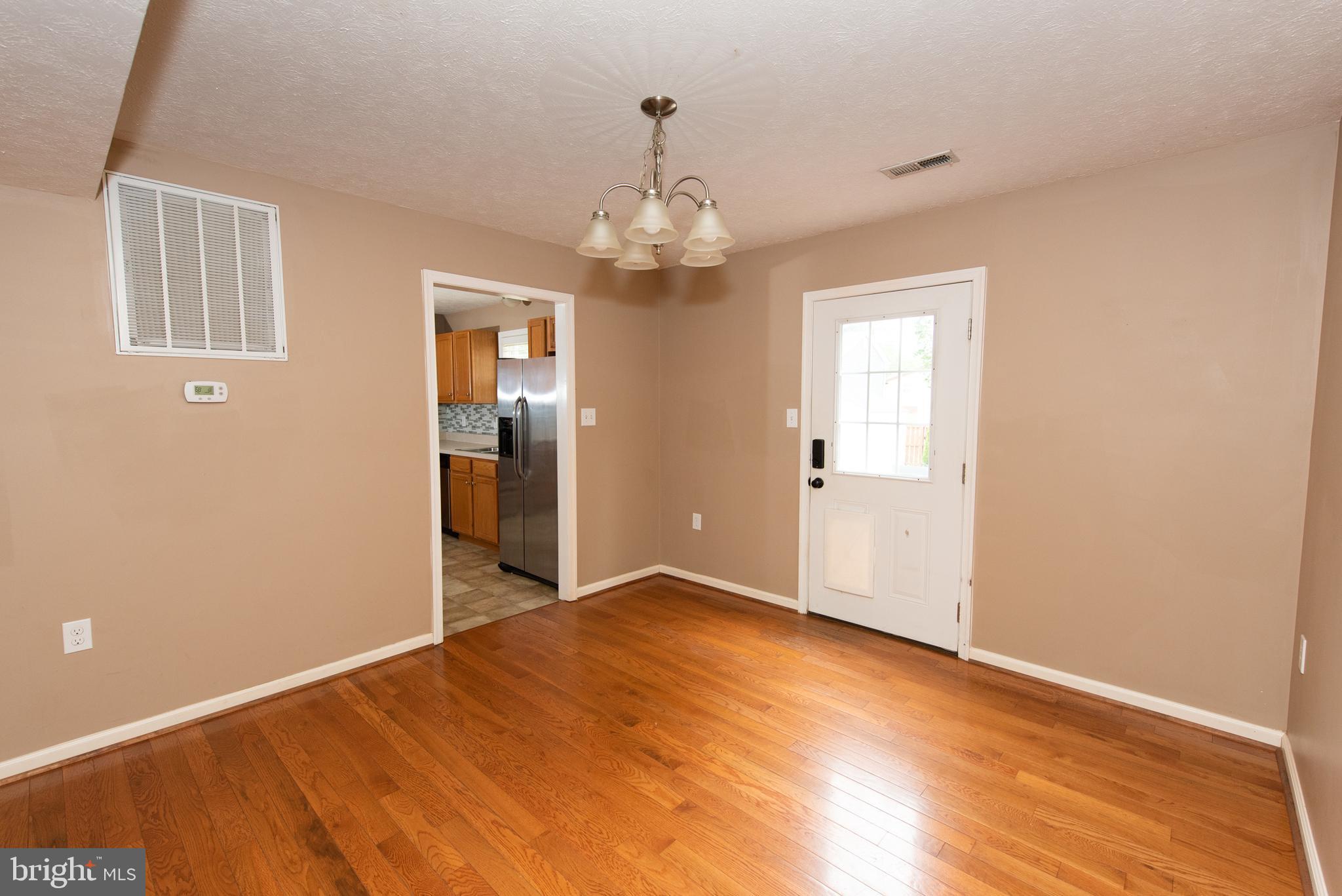 706 North Reymann Street Ranson, WV 25438 - Photo 8 of 31