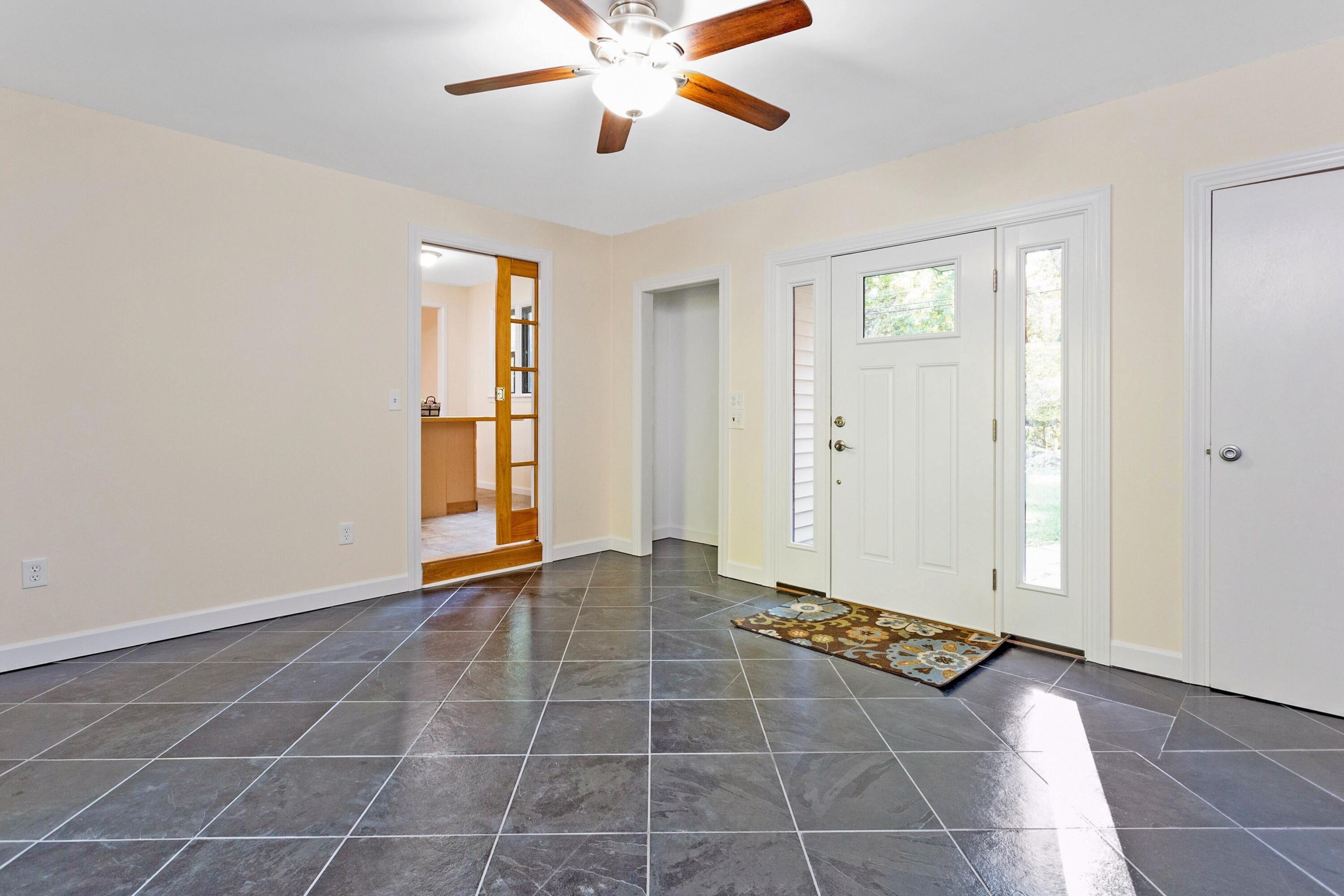 48 Short Woods Road New Fairfield, CT 06812 - Photo 13 of 28 013-428770-_MG_7488_11925709