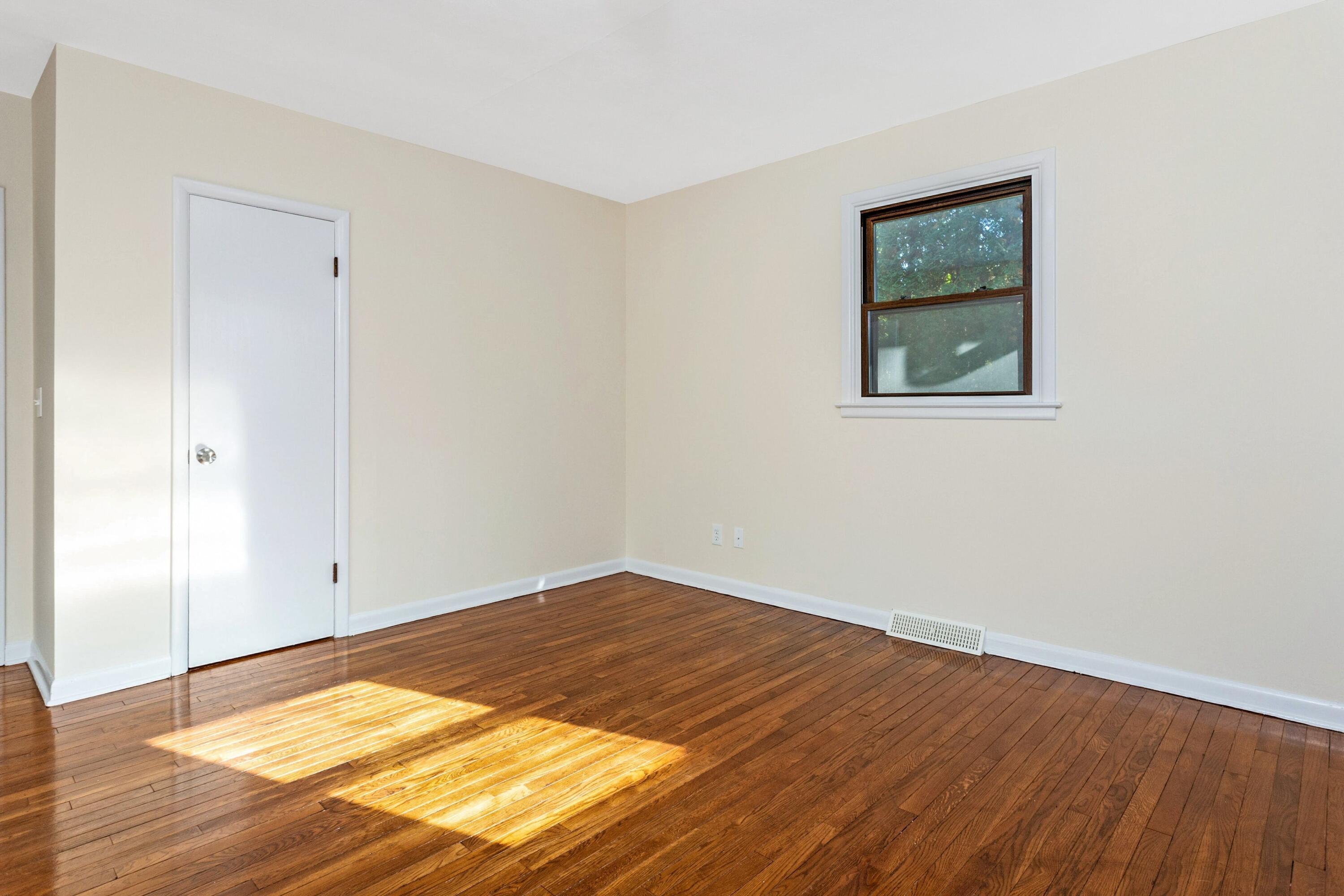 48 Short Woods Road New Fairfield, CT 06812 - Photo 20 of 28 020-428770-_MG_7472_11925693