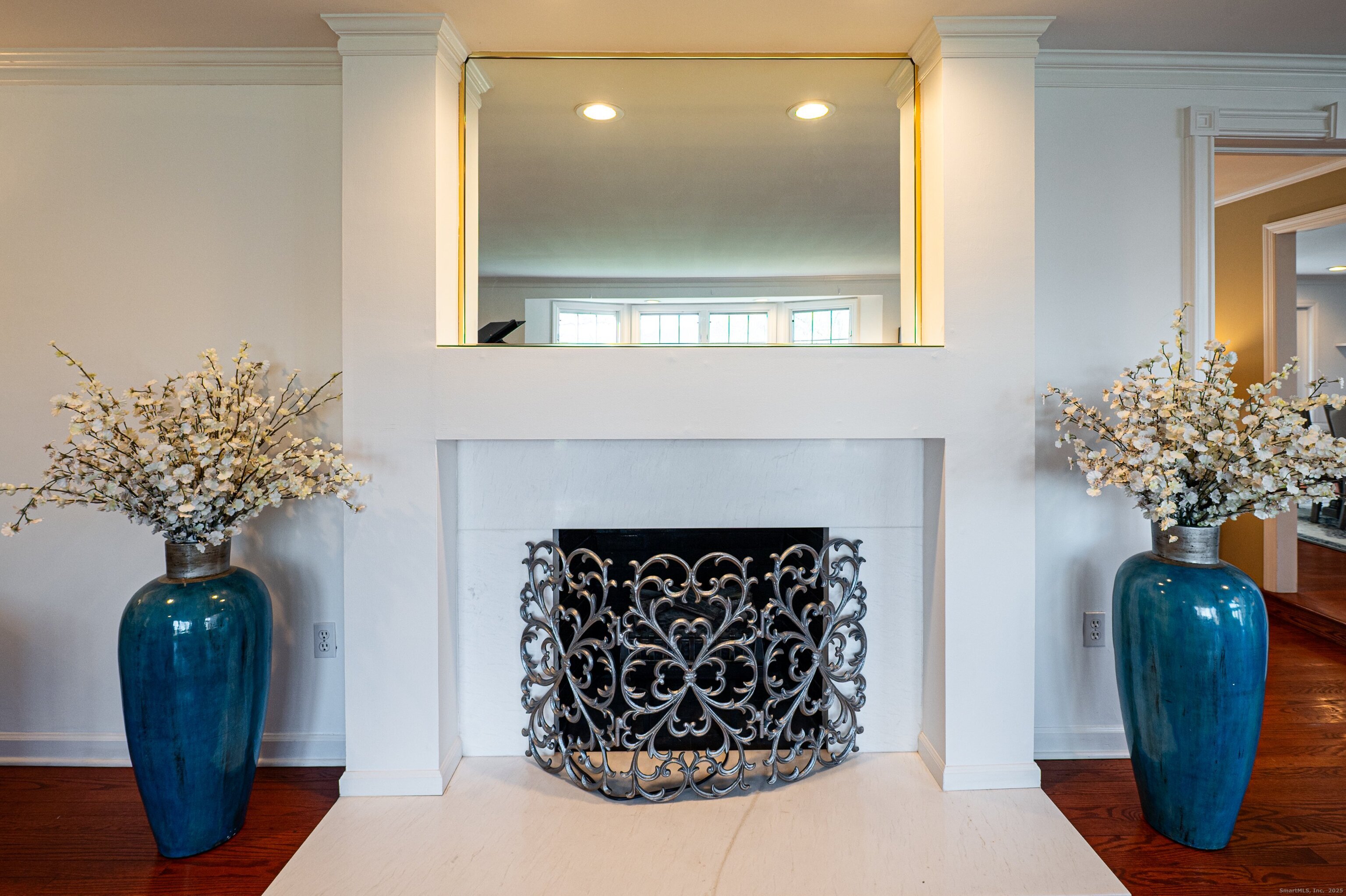 15 Griffing Pond Road Branford, CT 06405 - Photo 13 of 40 a view of entryway with a potted plant