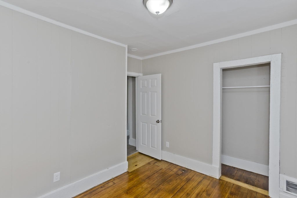 30 Hawthorne Street Springfield, MA 01105 - Photo 16 of 28 Gallery Image 16