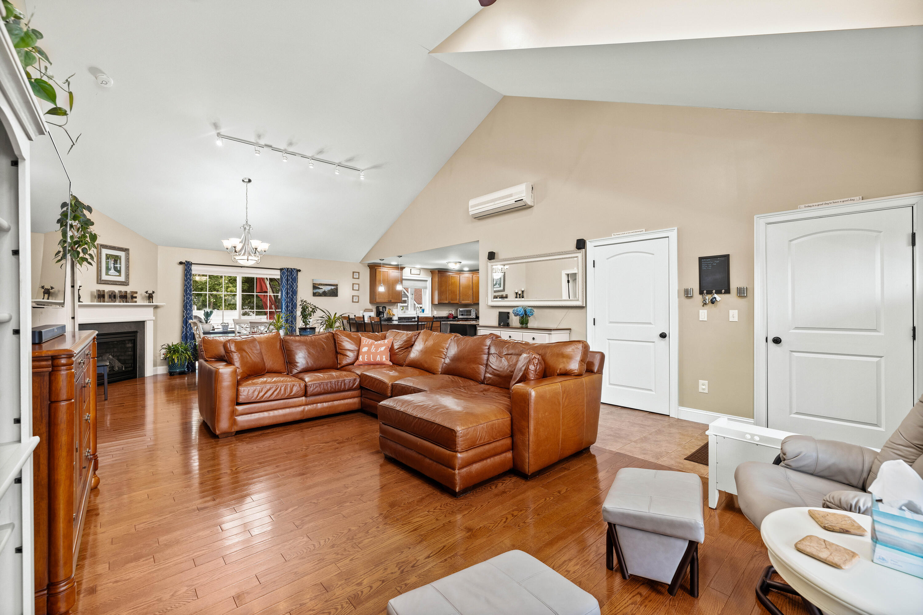 8 Equestrian Way Saco, ME 04072 - Photo 20 of 47 Living Room
