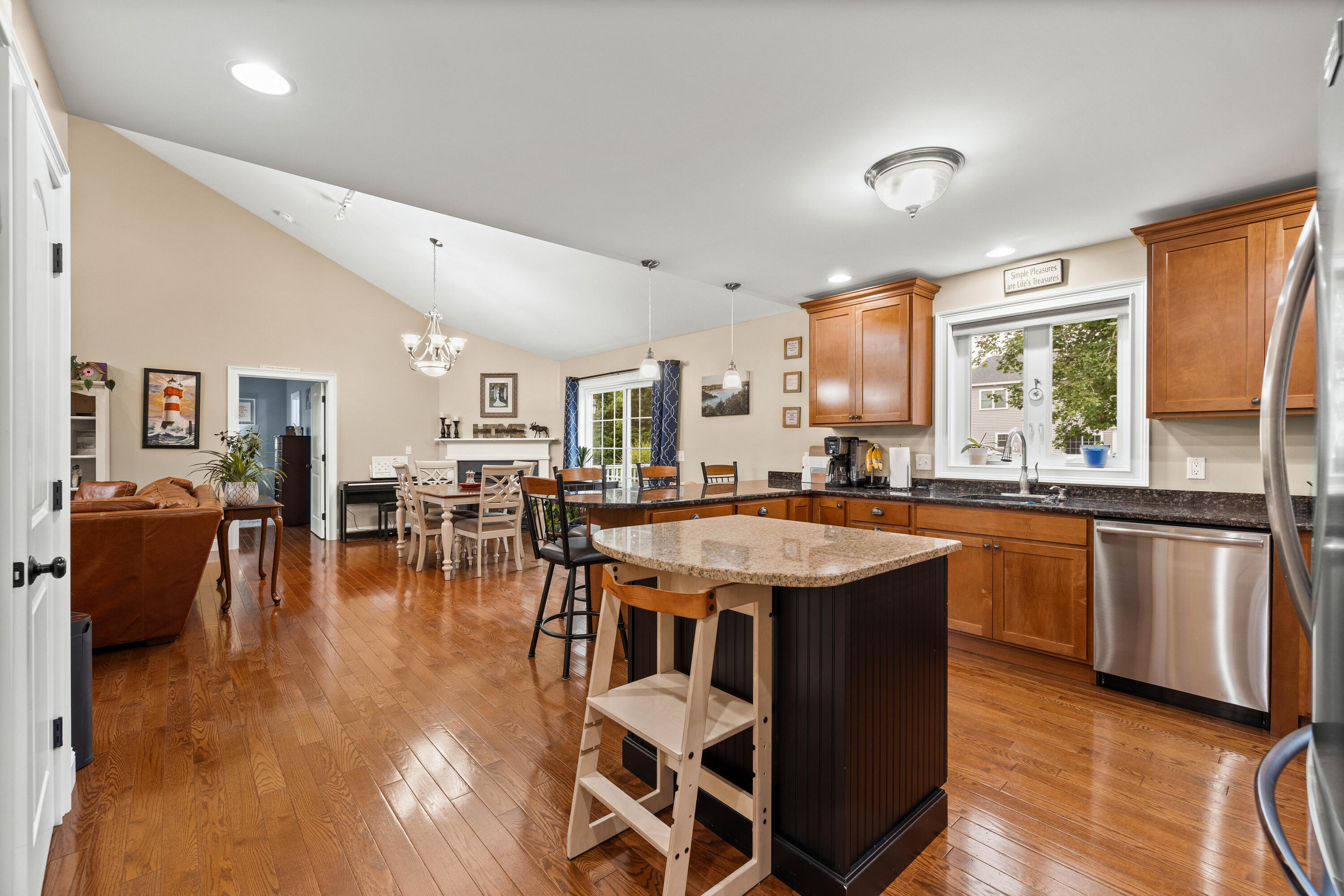 8 Equestrian Way Saco, ME 04072 - Photo 26 of 47 3G0A9632