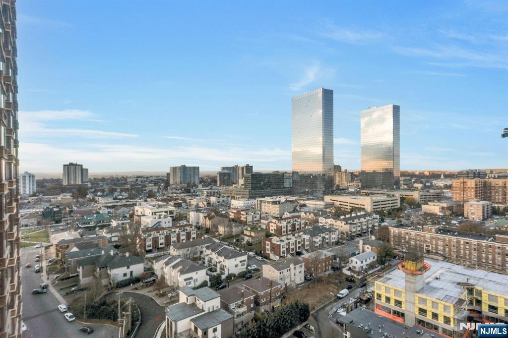 100 Old Palisade Road, Unit 3101 Fort Lee, NJ 07024 - Photo 18 of 28 a view of a city