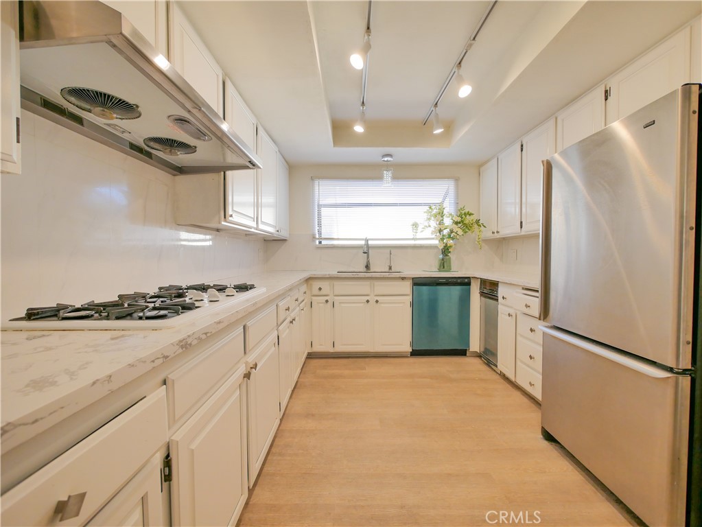 747 Fairview Avenue, Unit A Arcadia, CA 91007 - Photo 25 of 43 Great Kitchen