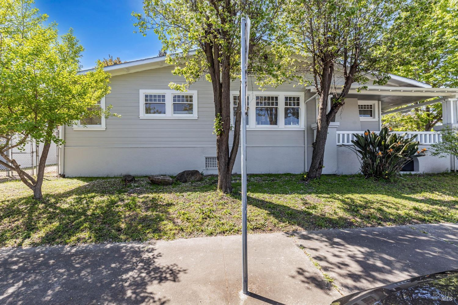 1528 Sutter Street Vallejo, CA 94590 - Photo 32 of 33 a front view of a house with garden