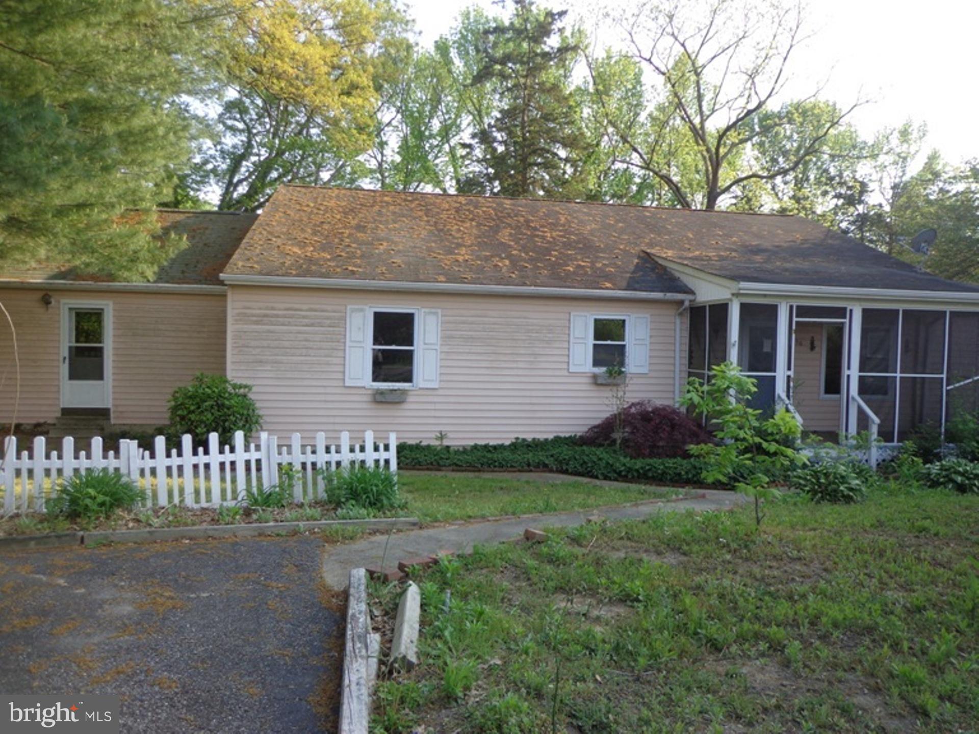 56 Davis Road Salem, NJ 08079 - Photo 2 of 28