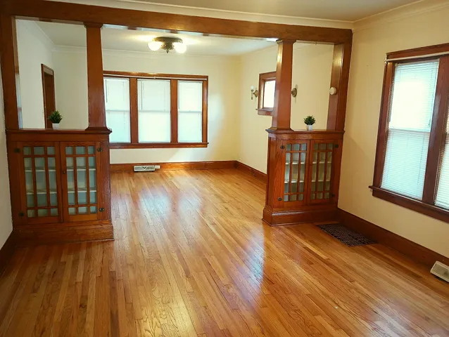 $274,900 | 6720 31st Avenue, Kenosha, WI 53142