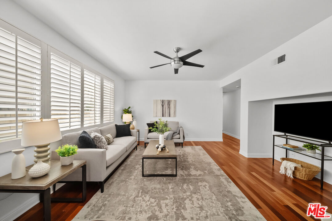 25656 Lewis Way Stevenson Ranch, CA 91381 - Photo 21 of 56