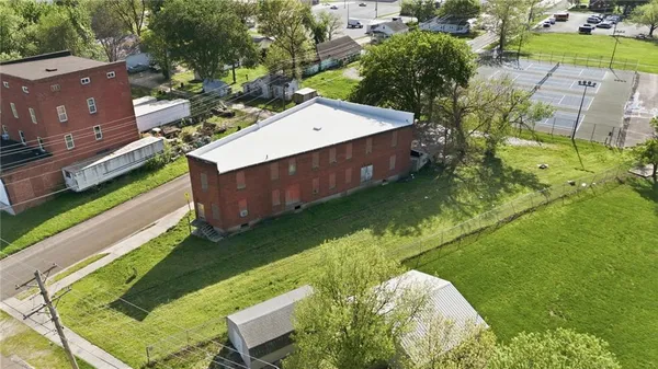 $175,000 | 512 East Monroe Street, Iola, KS 66749