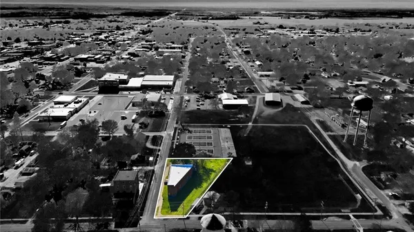 $175,000 | 512 East Monroe Street, Iola, KS 66749