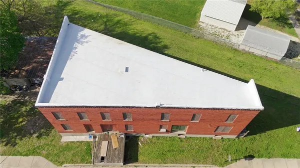 $175,000 | 512 East Monroe Street, Iola, KS 66749