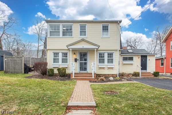 $749,900 | 9 North Hillside Avenue, Chatham, NJ 07928