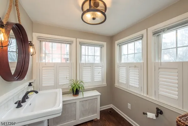 $749,900 | 9 North Hillside Avenue, Chatham, NJ 07928