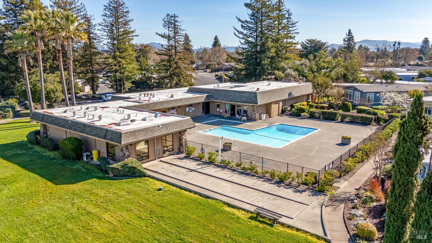 98 Sequoia Circle Santa Rosa, CA 95401 - Photo 40 of 43