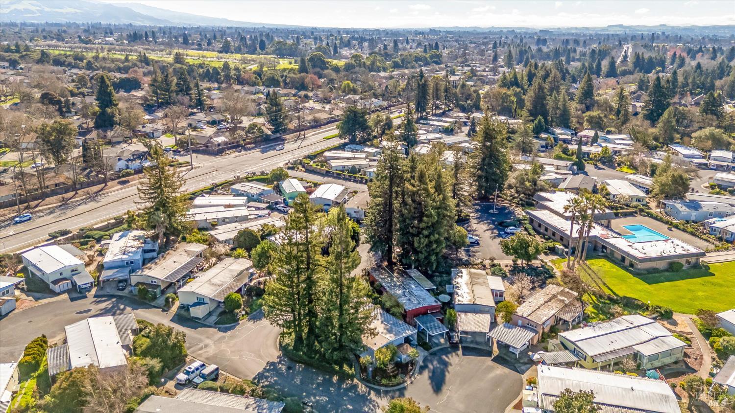 98 Sequoia Circle Santa Rosa, CA 95401 - Photo 41 of 43